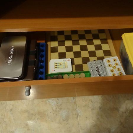 דירות אורופסה דל מר Apartamento Oroblanc Playa La Concha מראה חיצוני תמונה