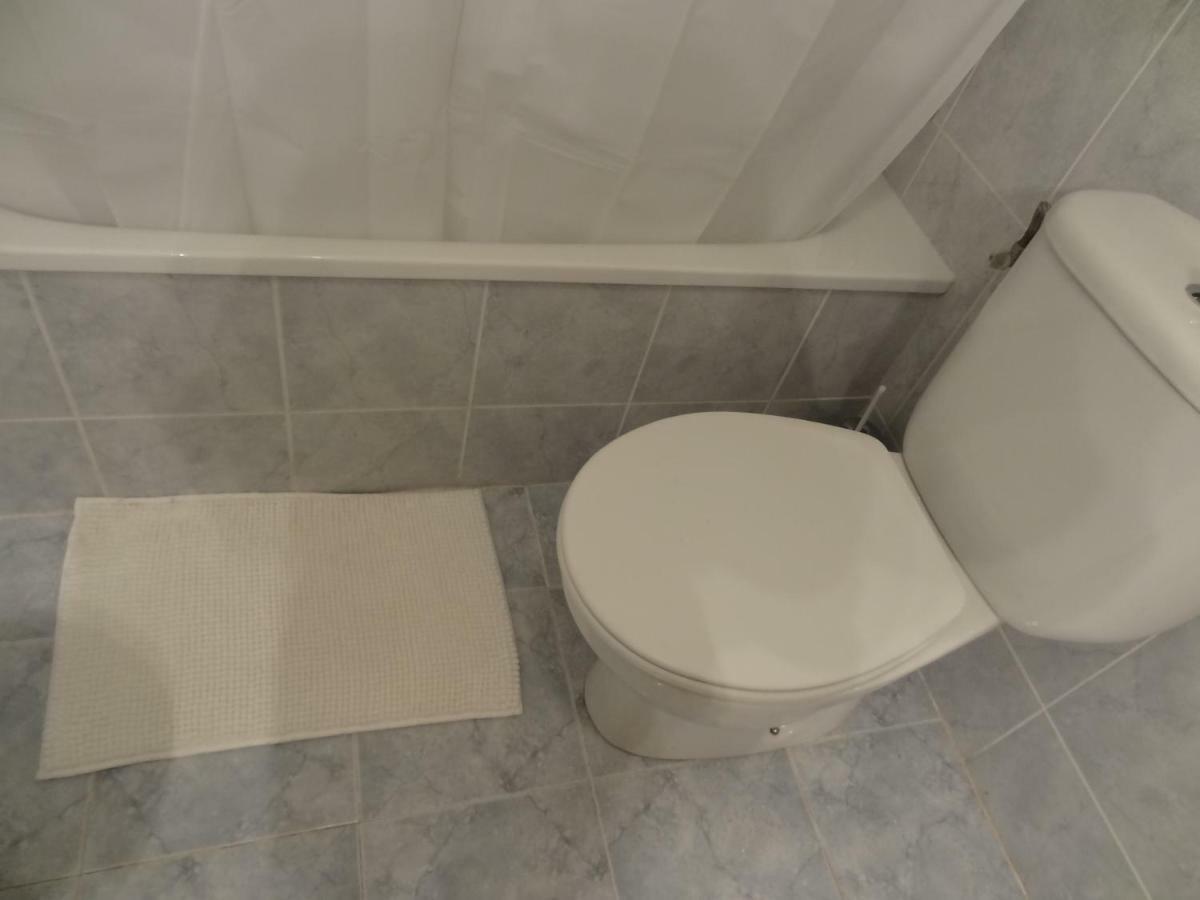 דירות אורופסה דל מר Apartamento Oroblanc Playa La Concha מראה חיצוני תמונה