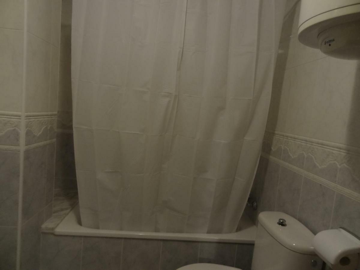 דירות אורופסה דל מר Apartamento Oroblanc Playa La Concha מראה חיצוני תמונה