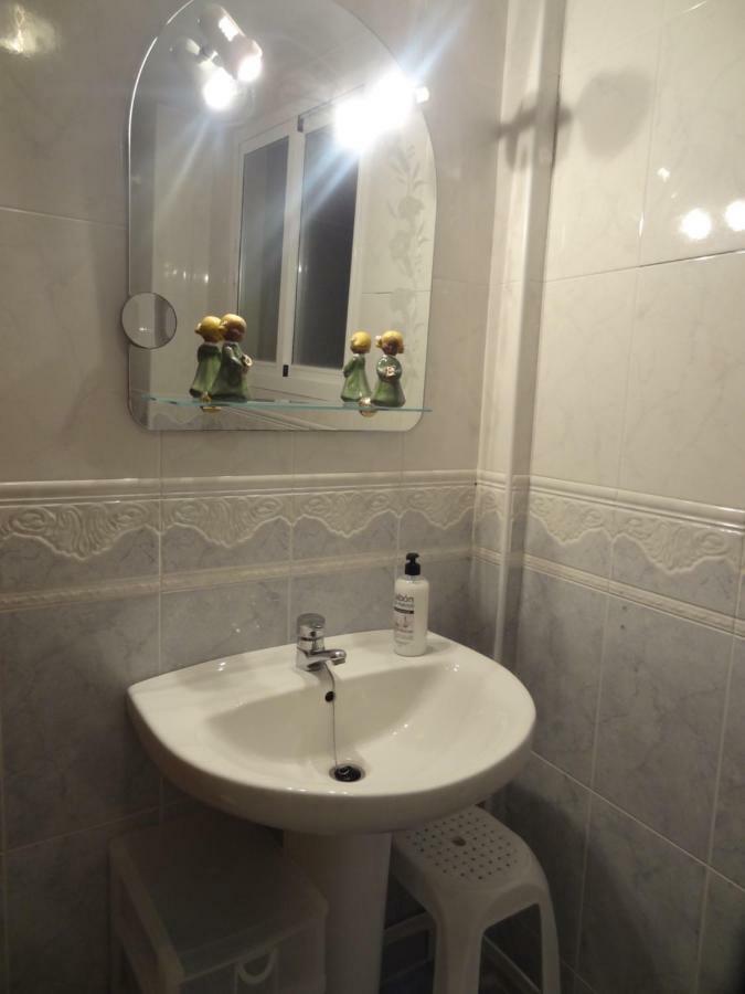 דירות אורופסה דל מר Apartamento Oroblanc Playa La Concha מראה חיצוני תמונה