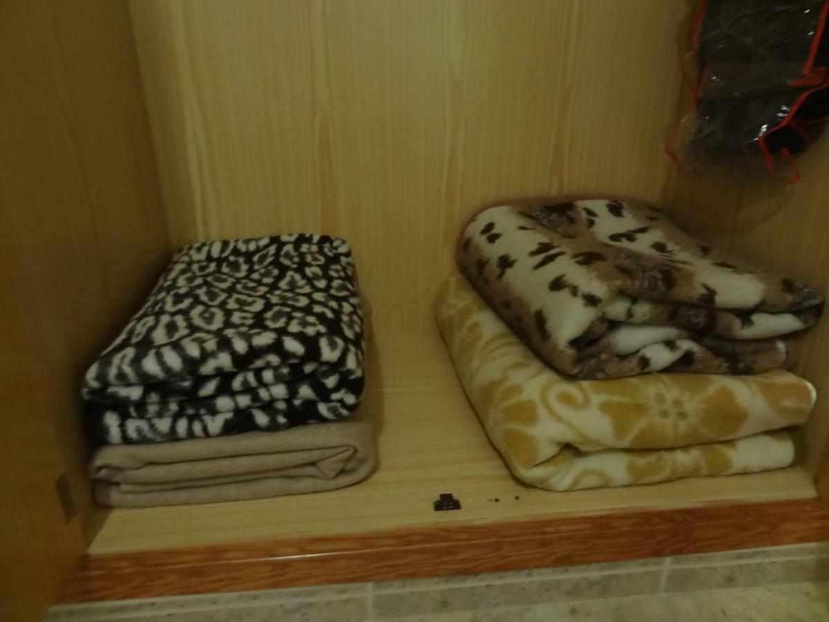 דירות אורופסה דל מר Apartamento Oroblanc Playa La Concha מראה חיצוני תמונה