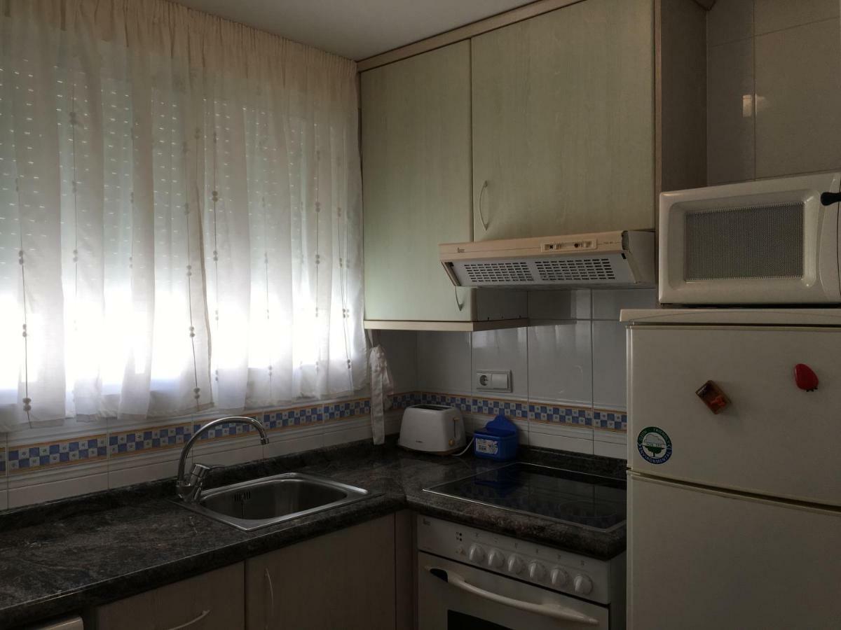 דירות אורופסה דל מר Apartamento Oroblanc Playa La Concha מראה חיצוני תמונה