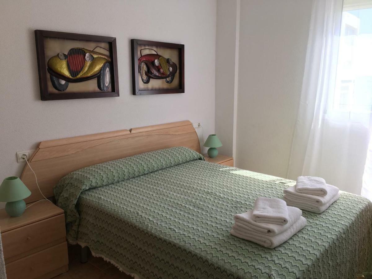 דירות אורופסה דל מר Apartamento Oroblanc Playa La Concha מראה חיצוני תמונה