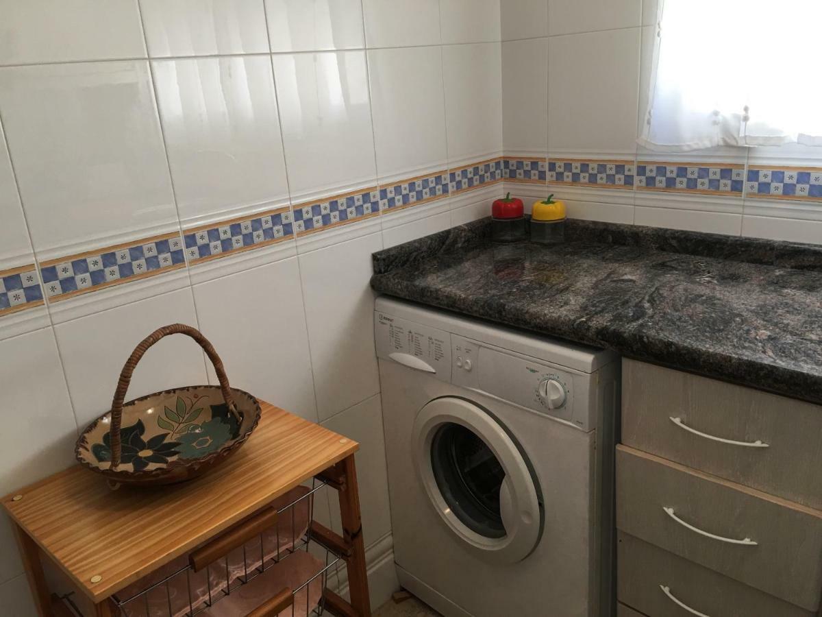 דירות אורופסה דל מר Apartamento Oroblanc Playa La Concha מראה חיצוני תמונה
