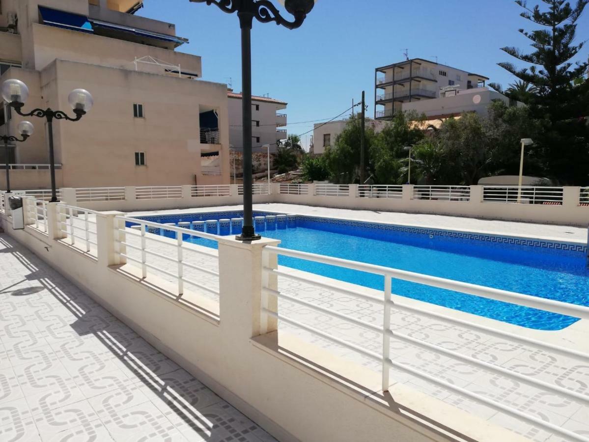דירות אורופסה דל מר Apartamento Oroblanc Playa La Concha מראה חיצוני תמונה