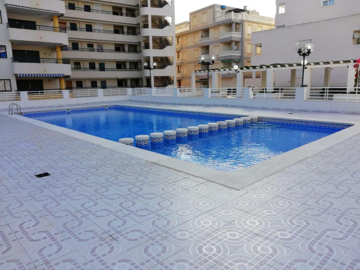 דירות אורופסה דל מר Apartamento Oroblanc Playa La Concha מראה חיצוני תמונה