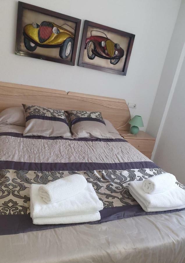 דירות אורופסה דל מר Apartamento Oroblanc Playa La Concha מראה חיצוני תמונה